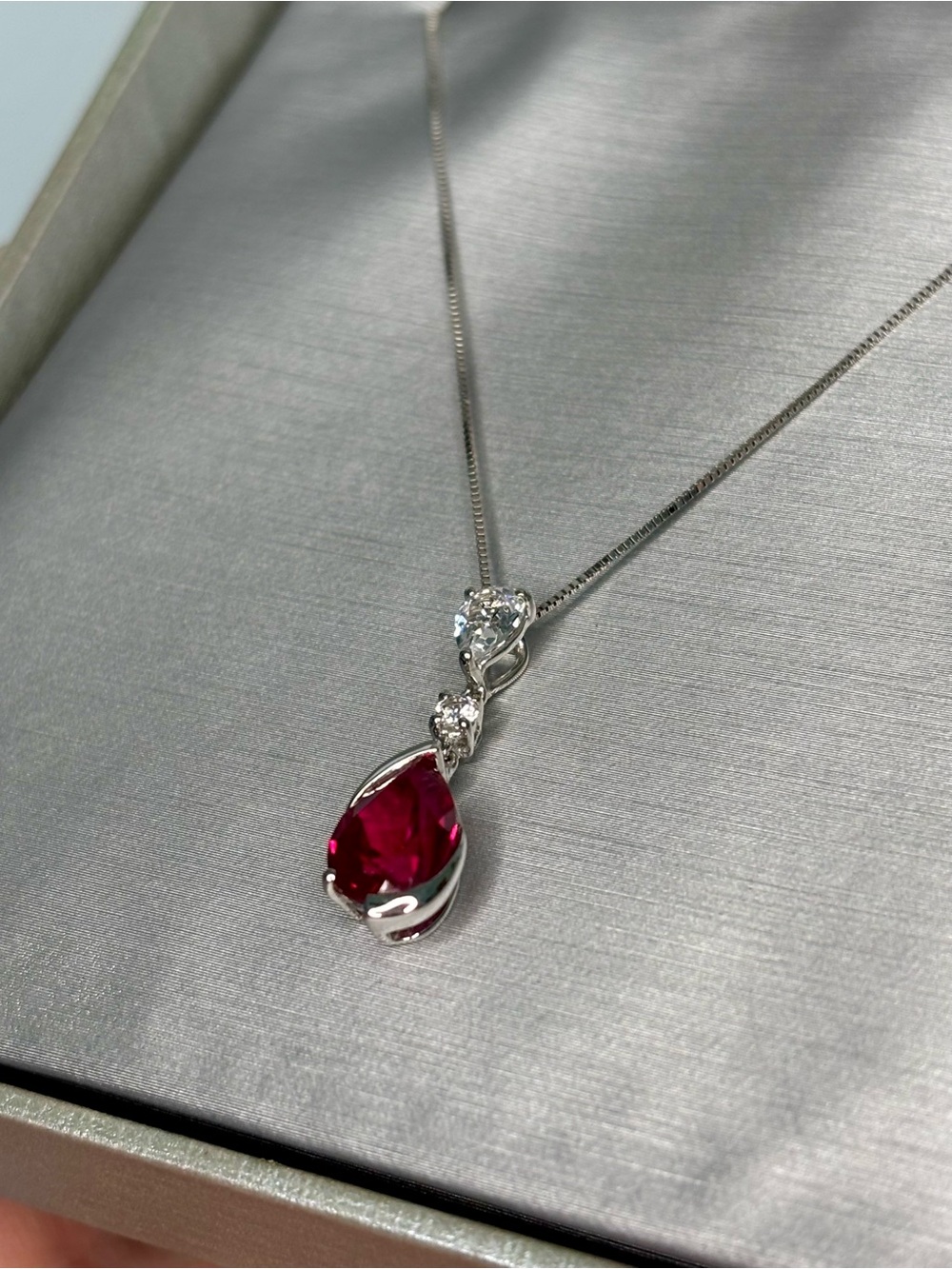 Zales Authentic 14K White Gold Pear-Shaped Ruby Drop Pendant Necklace 18"